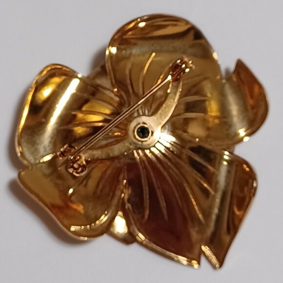 Vintage Gold Tone Faux Pearl Rose Flower Brooch Pin - Picture 4 of 5